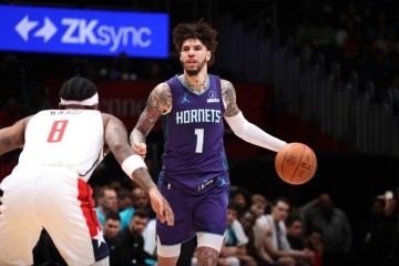 欧冠直播地址-三球三节37+8+7+10三分生涯新高 黄蜂大胜奇才近14战11胜